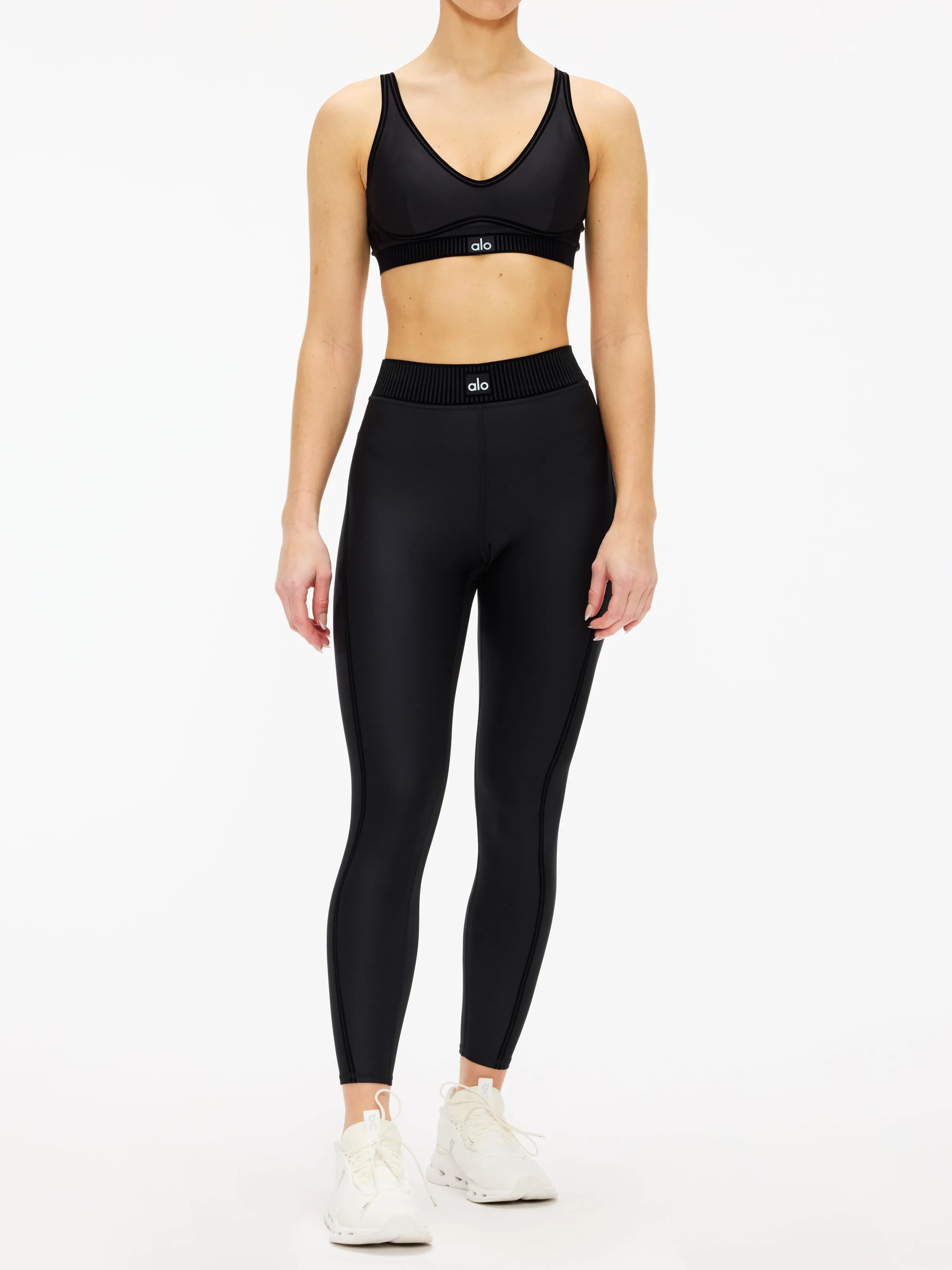 Alo Yoga Airlift Line Up Bra