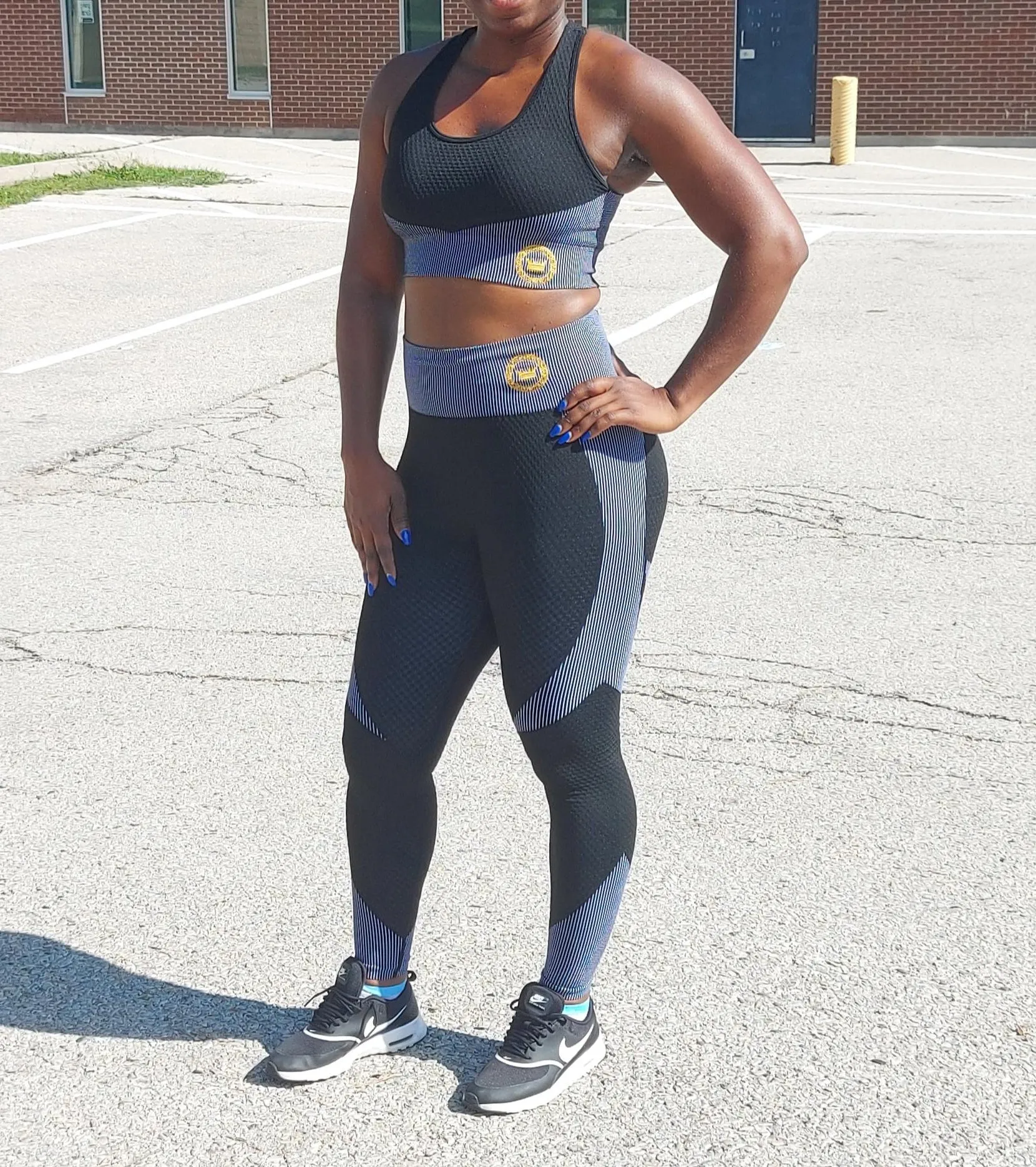 Compression two-piece Luxe Crossover set