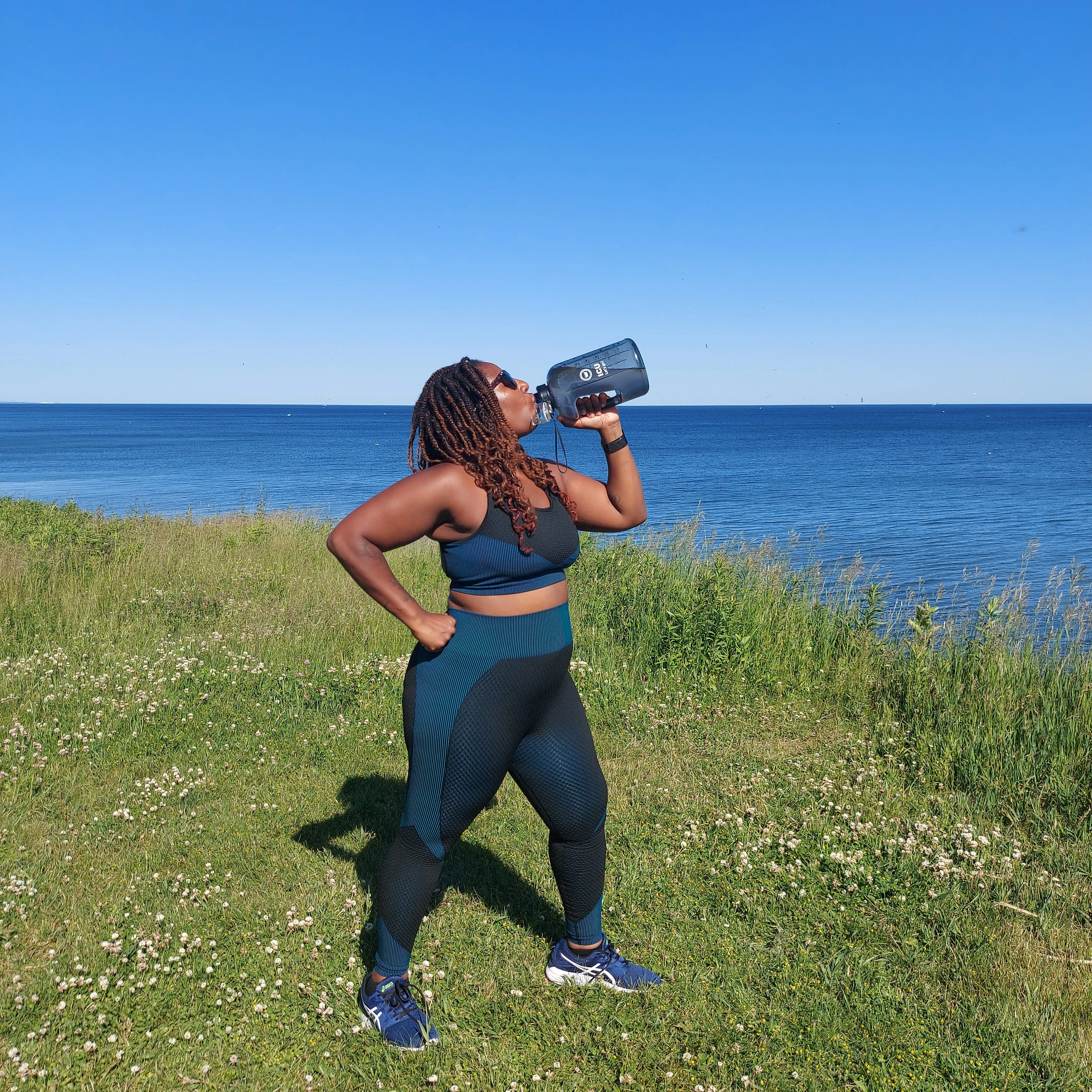 Compression two-piece Luxe Crossover set