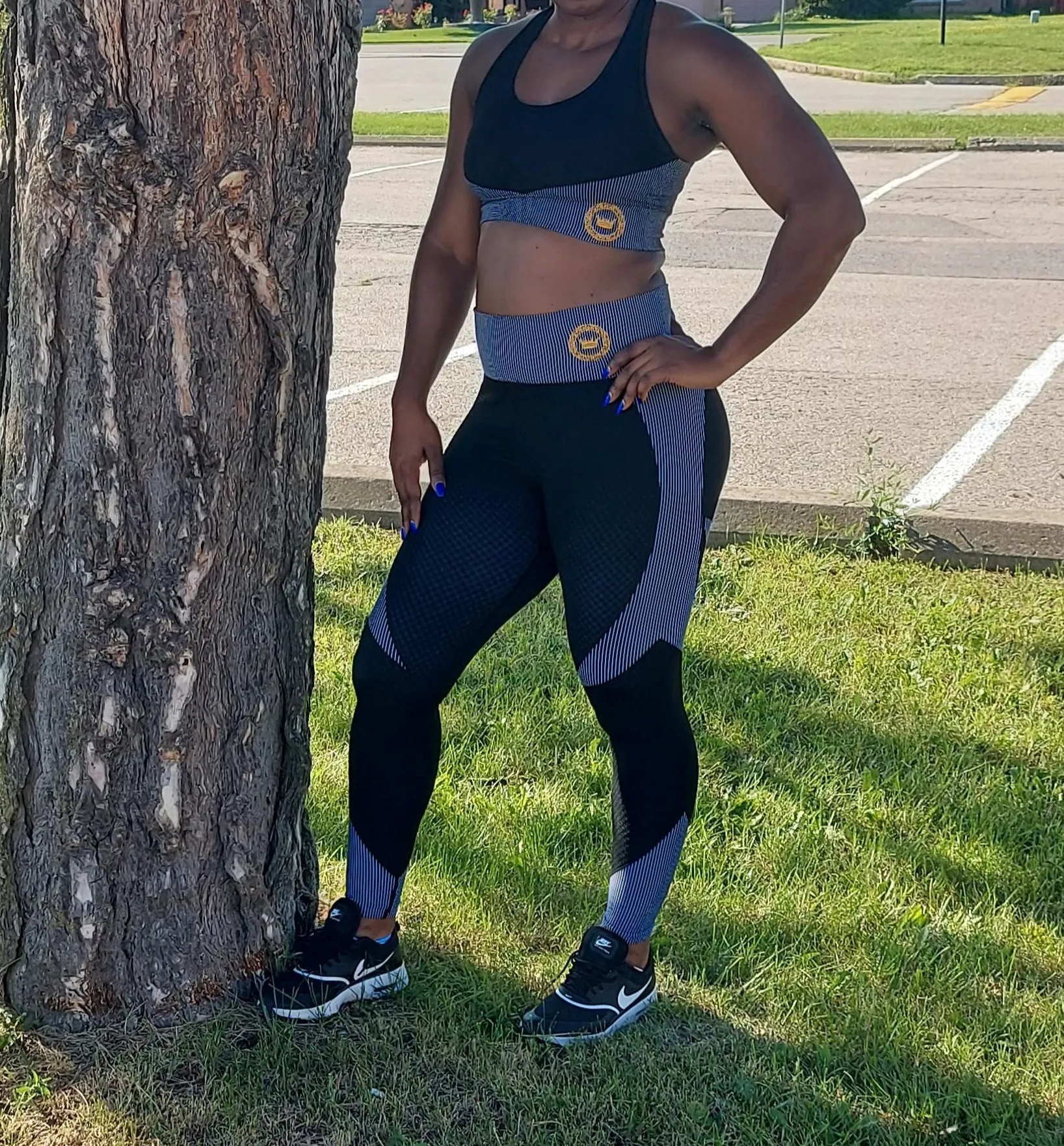 Compression two-piece Luxe Crossover set
