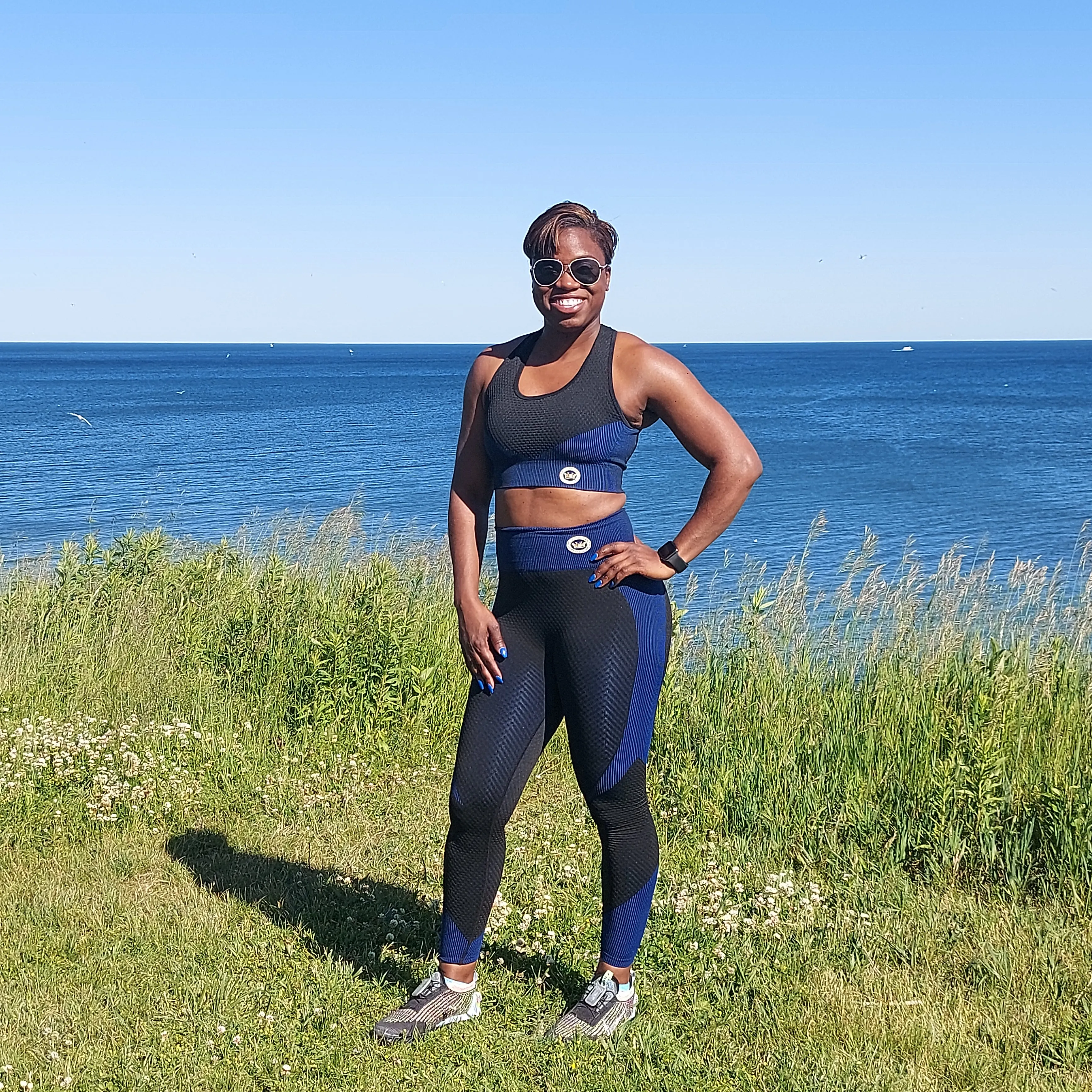 Compression two-piece Luxe Crossover set