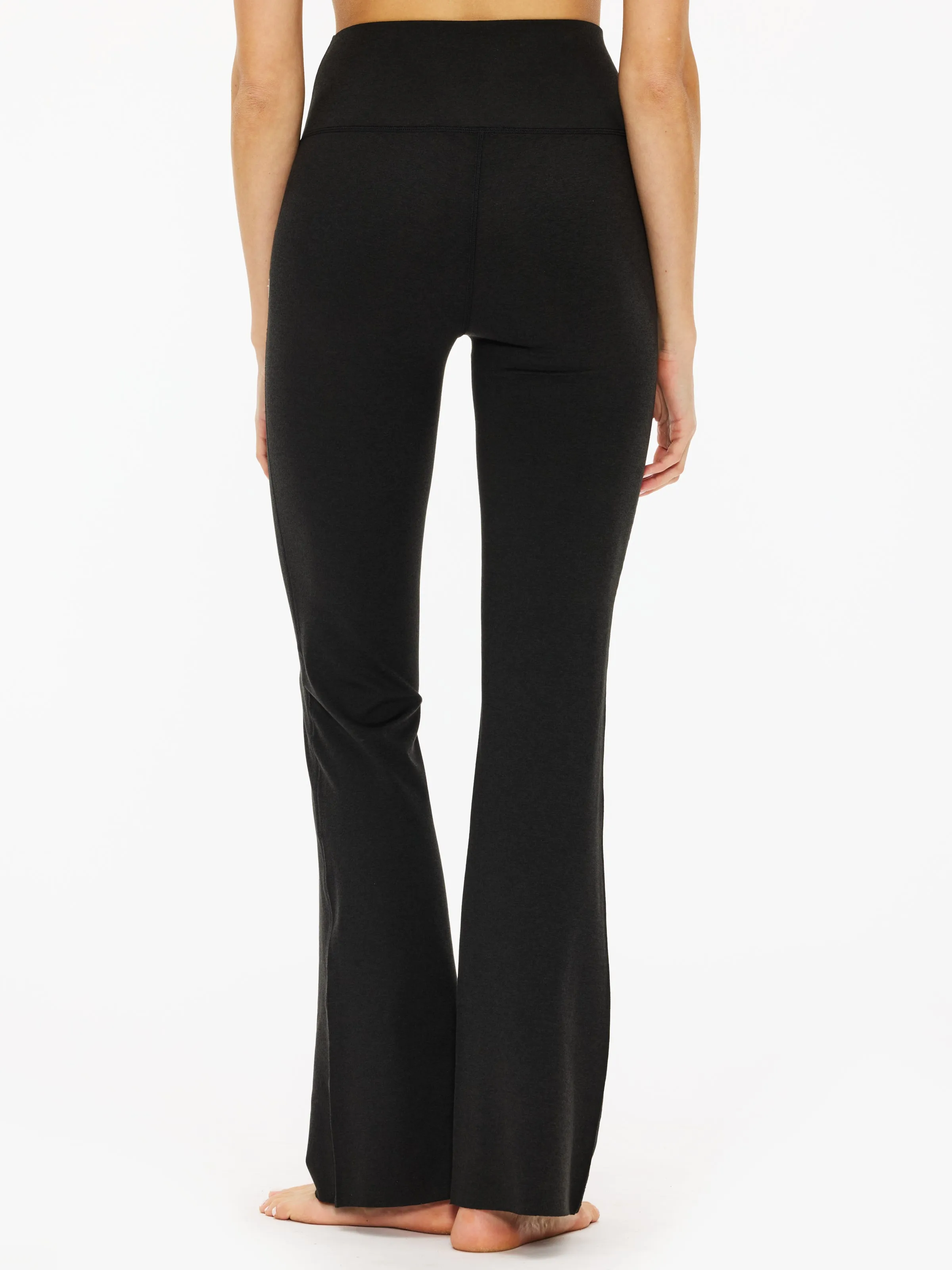 Vuori Halo Slim Flare Pants
